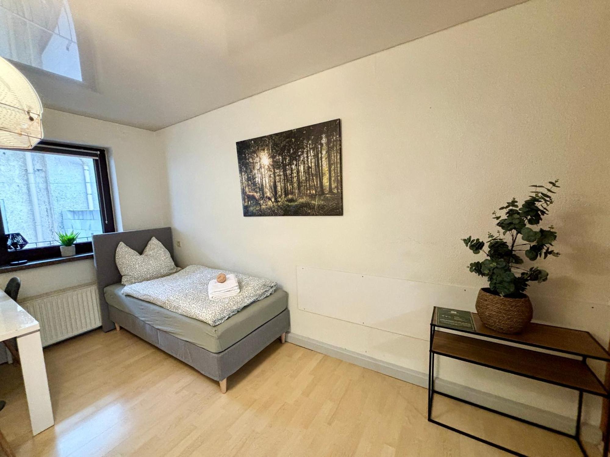 Harmony - Ganzes Appartement 3 Schlafzimmer City Meiningen Luaran gambar