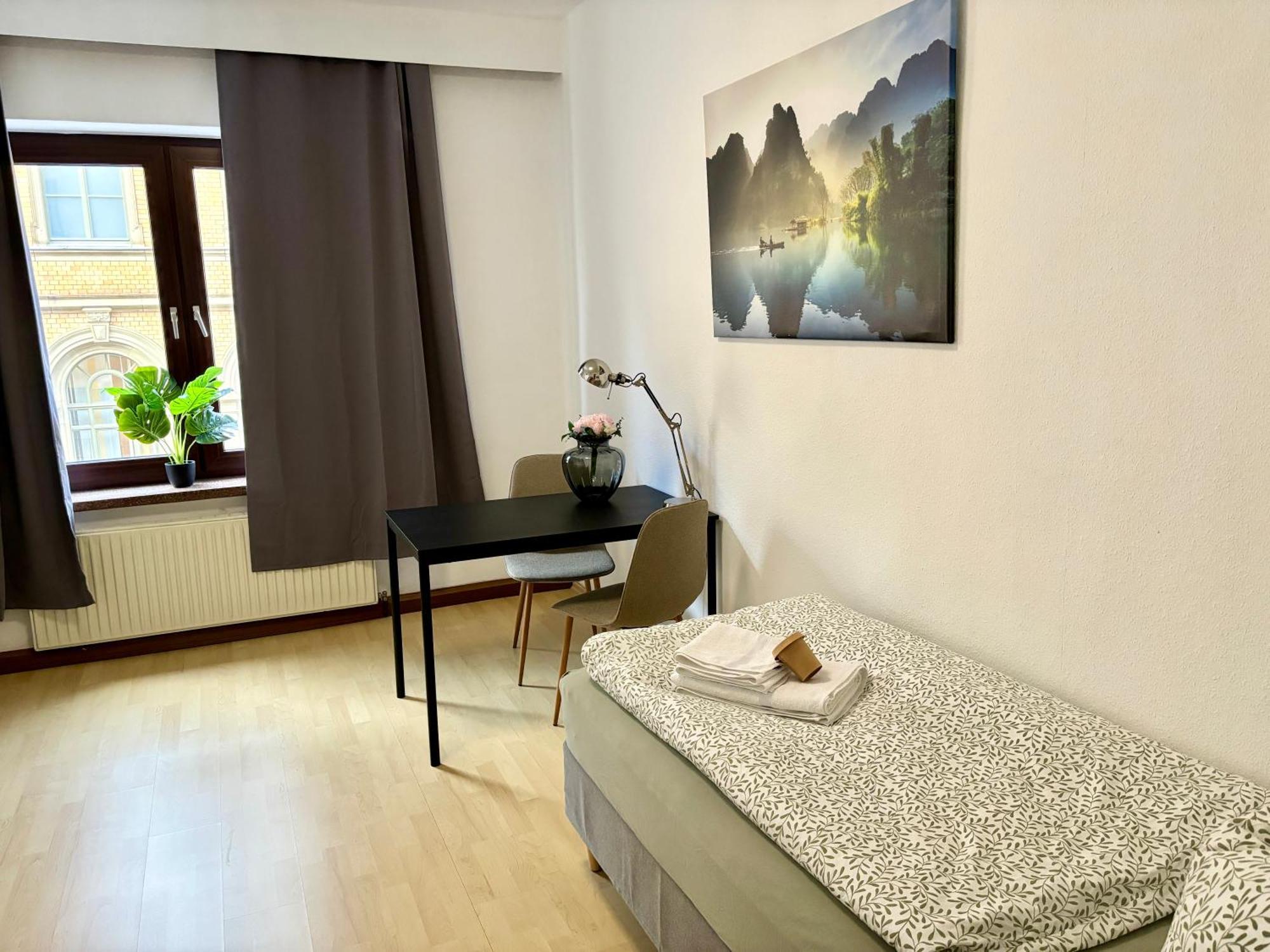 Harmony - Ganzes Appartement 3 Schlafzimmer City Meiningen Luaran gambar