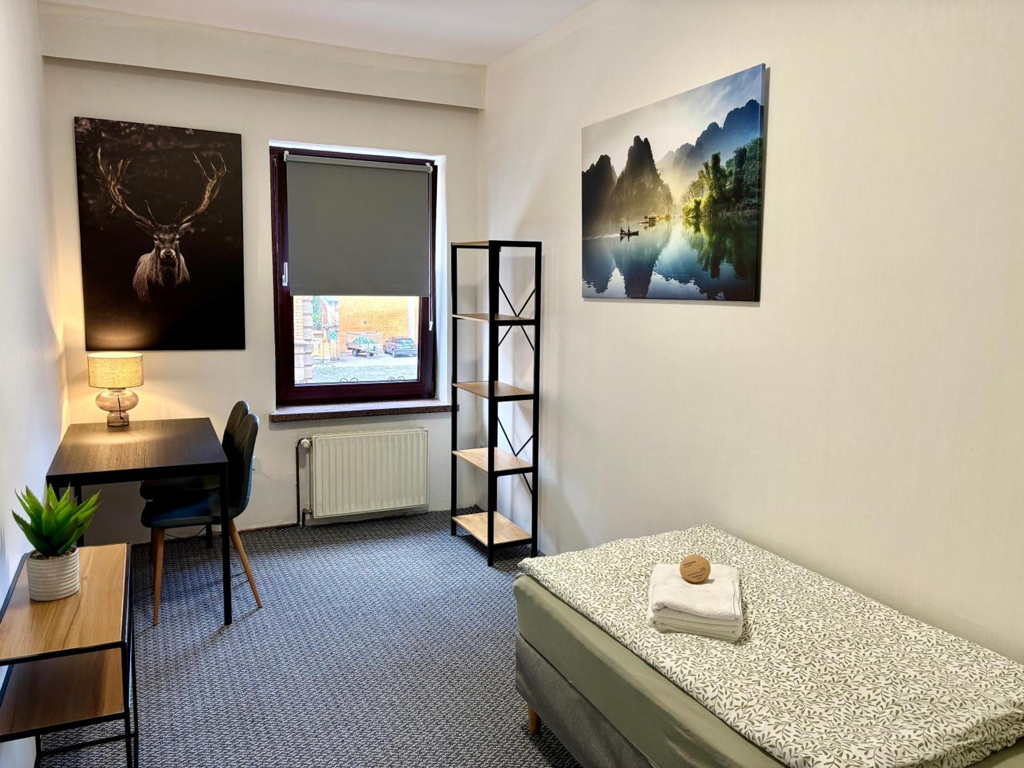 Harmony - Ganzes Appartement 3 Schlafzimmer City Meiningen Luaran gambar
